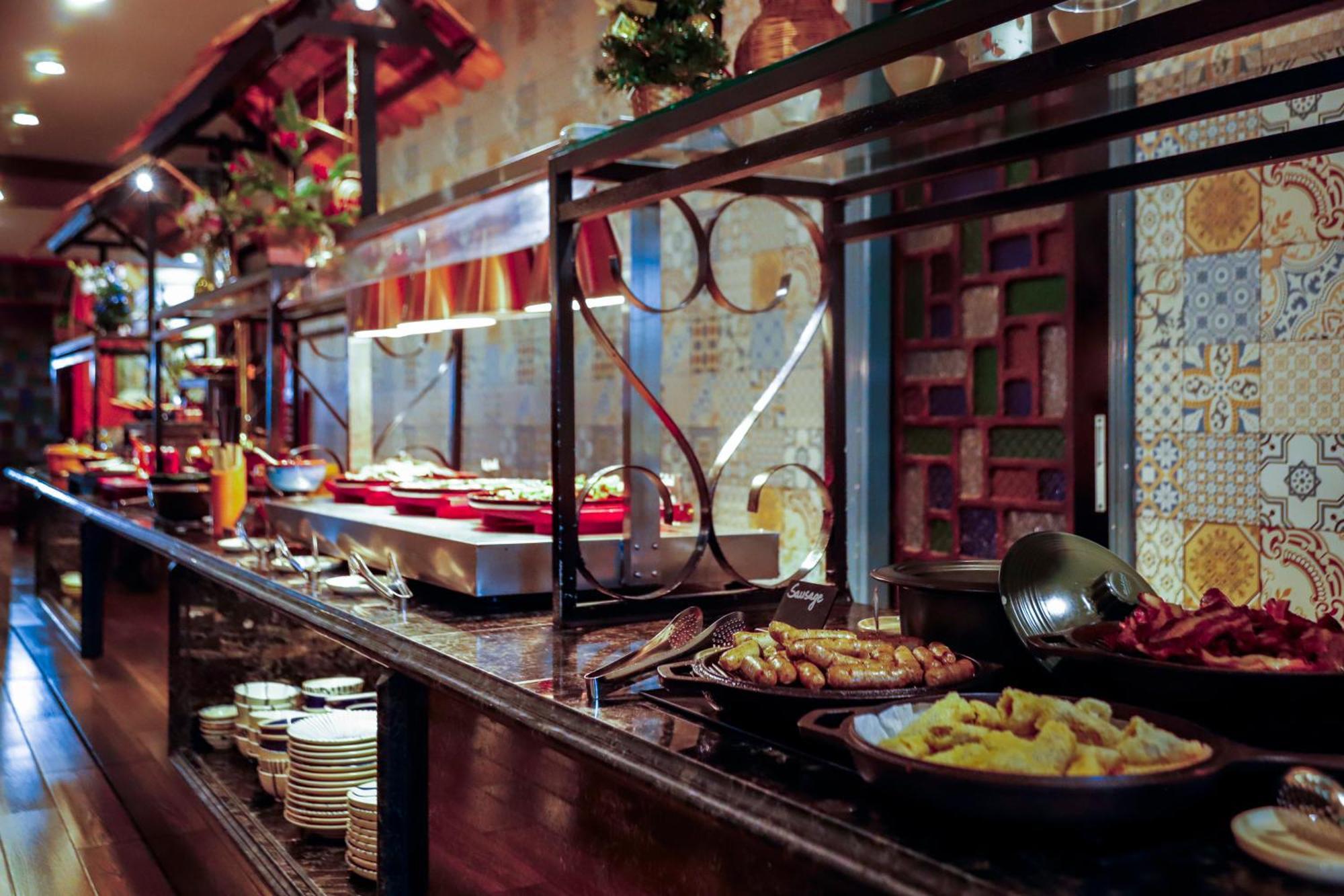 M Village Hotel Premier Thi Sach Ho Chi Minh City Bagian luar foto